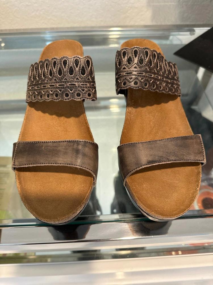 Naot wedge sandals - Rise (vintage bronze) size 42